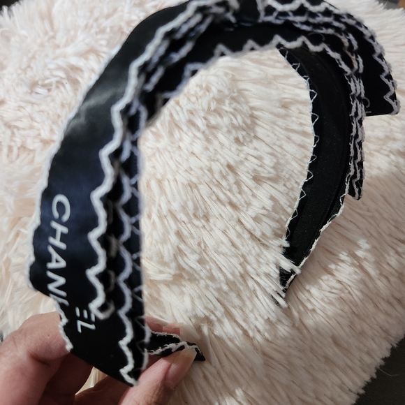 Headband - Picture 3 of 6